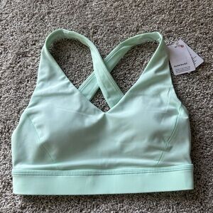 NWT Lululemon Athletica Light Green Sports Bra